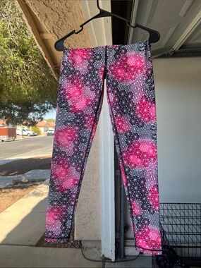 Victoria's Secret Pink & Black Geometric Bubble-Print Leggings